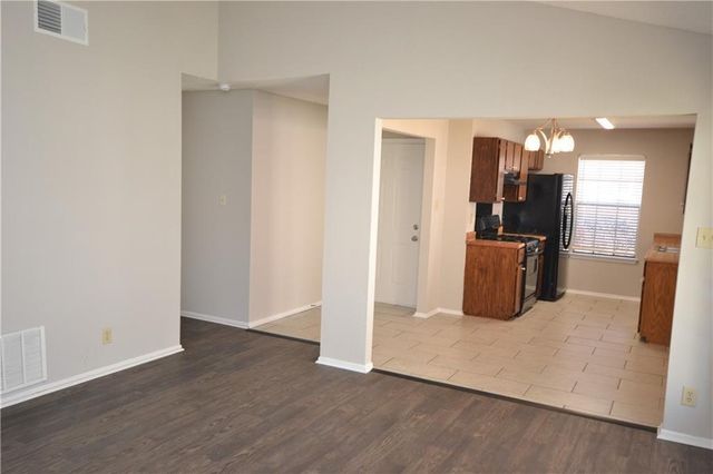 1105 Green Valley CV, Round Rock, TX 78664