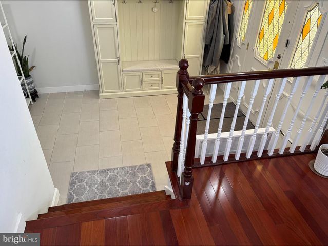9748 SUSAN RD, Philadelphia, PA 19115