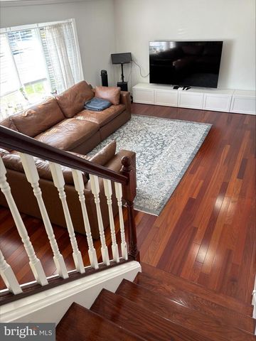 9748 SUSAN RD, Philadelphia, PA 19115