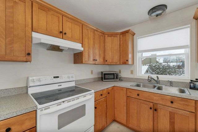 125 Sunset Drive, Belmont, NH 03220