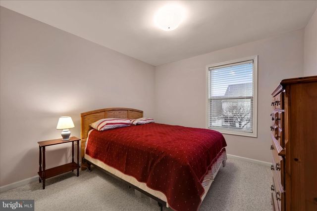 3 TOMMY LN, Enola, PA 17025