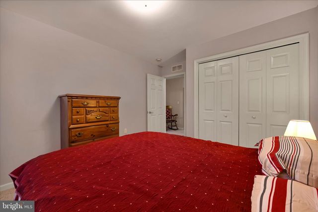 3 TOMMY LN, Enola, PA 17025