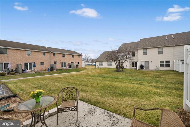 3 TOMMY LN, Enola, PA 17025