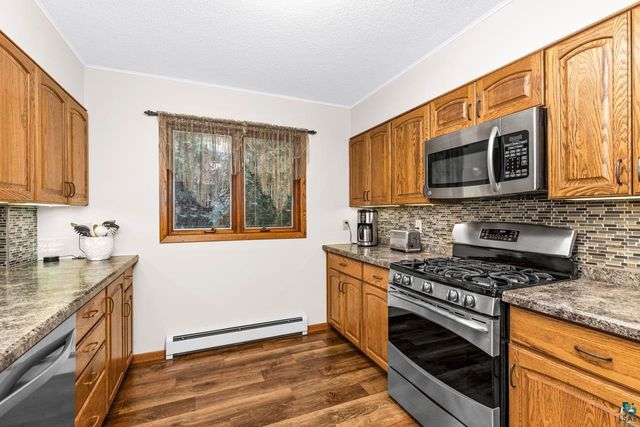1708 8th St, Superior, WI 54880