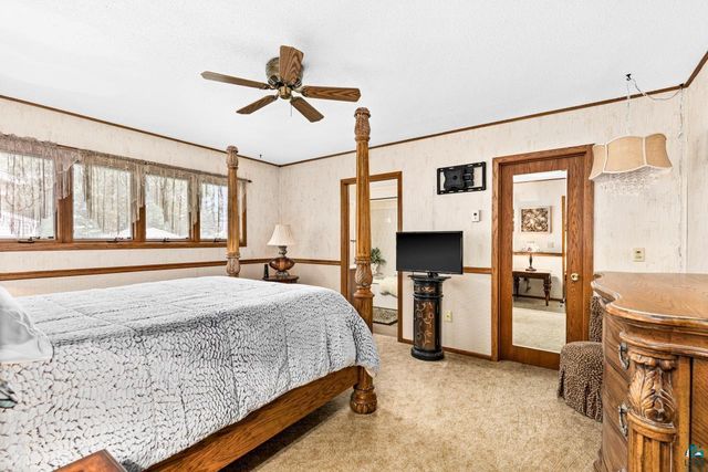 1708 8th St, Superior, WI 54880