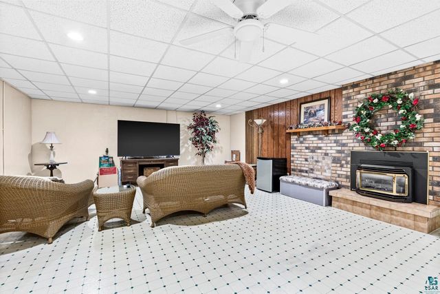 1708 8th St, Superior, WI 54880