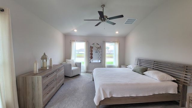 8820 Waterstone Boulevard, Fort Pierce, FL 34951