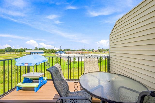 21710 Evergreen Trail, Rogers, MN 55374