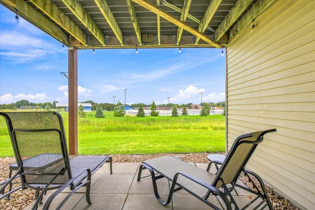 21710 Evergreen Trail, Rogers, MN 55374