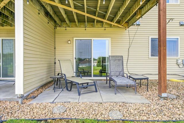 21710 Evergreen Trail, Rogers, MN 55374
