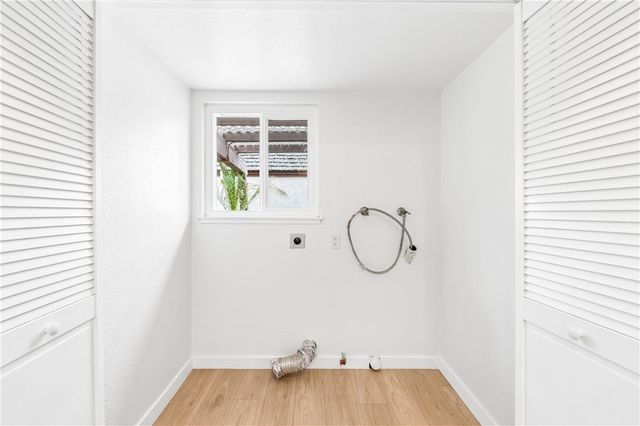 2007 Delaware Street, Huntington Beach, CA 92648