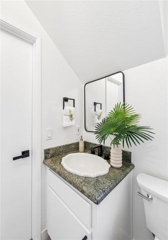 2007 Delaware Street, Huntington Beach, CA 92648