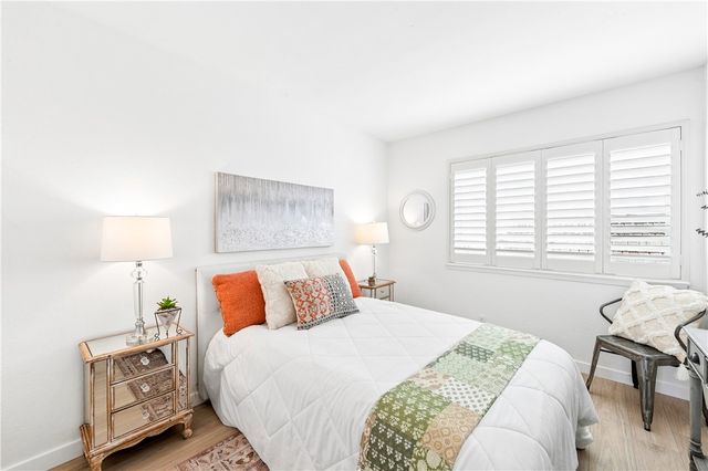 2007 Delaware Street, Huntington Beach, CA 92648