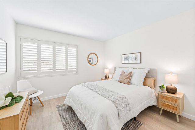 2007 Delaware Street, Huntington Beach, CA 92648