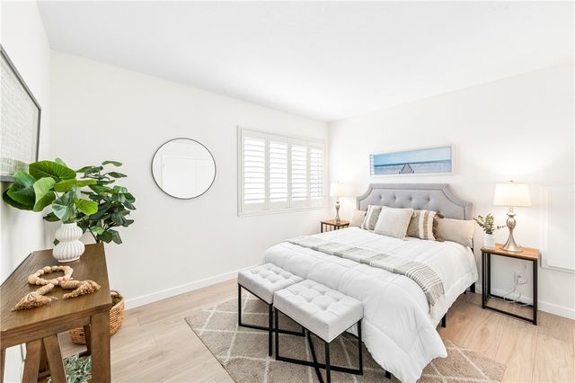 2007 Delaware Street, Huntington Beach, CA 92648