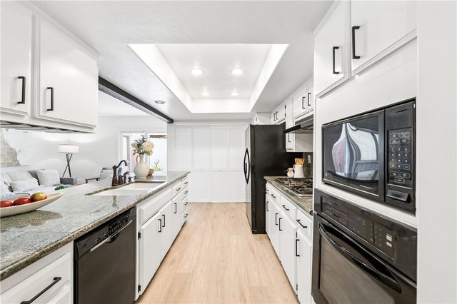 2007 Delaware Street, Huntington Beach, CA 92648