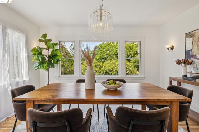 630 Longridge Rd, Oakland, CA 94610