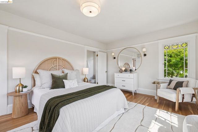 630 Longridge Rd, Oakland, CA 94610