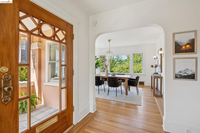630 Longridge Rd, Oakland, CA 94610