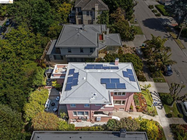 630 Longridge Rd, Oakland, CA 94610