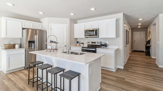 3042 Sweetwater Drive, Des Moines, IA 50320