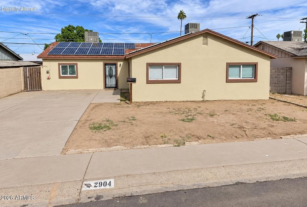 2904 W CACTUS Road, Phoenix, AZ 85029 — exterior