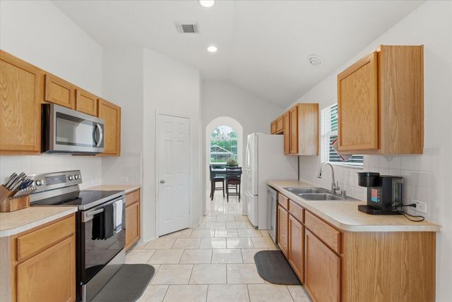 16018 Spinnaker Drive, Crosby, TX 77532