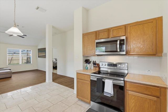 16018 Spinnaker Drive, Crosby, TX 77532