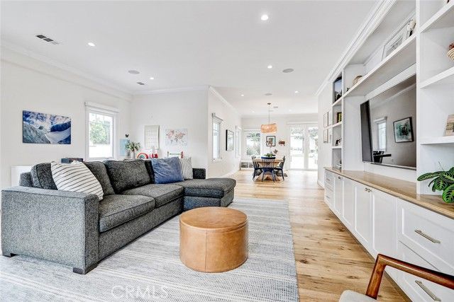 825 Center, El Segundo, CA 90245