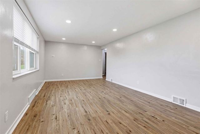 503 Brookdale Dr, O'hara, PA 15215