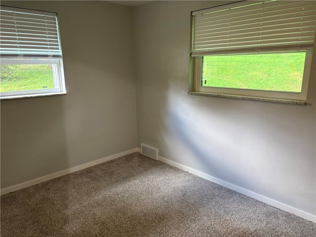 503 Brookdale Dr, O'hara, PA 15215