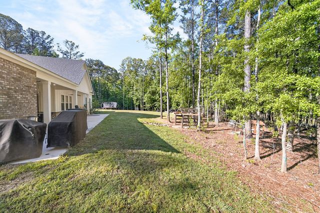 324 S Quail Lane, Pine Mountain, GA 31822