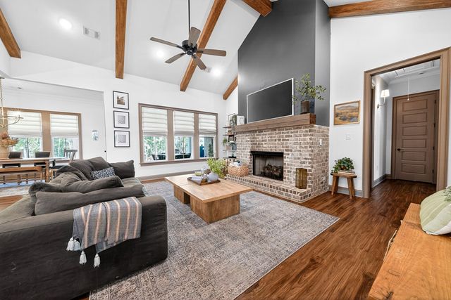 324 S Quail Lane, Pine Mountain, GA 31822
