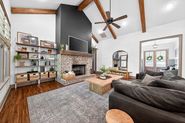 324 S Quail Lane, Pine Mountain, GA 31822