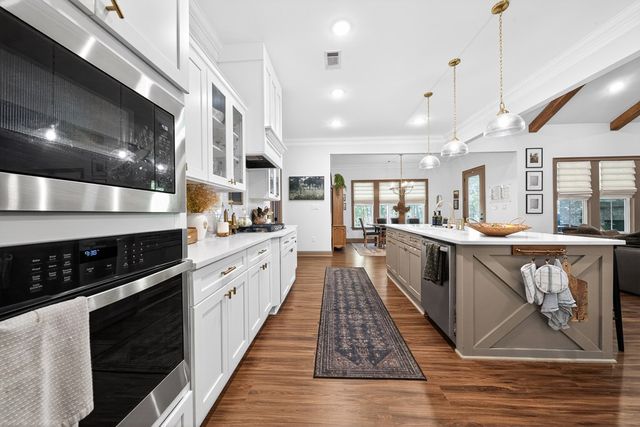 324 S Quail Lane, Pine Mountain, GA 31822