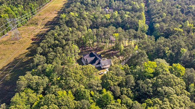 324 S Quail Lane, Pine Mountain, GA 31822