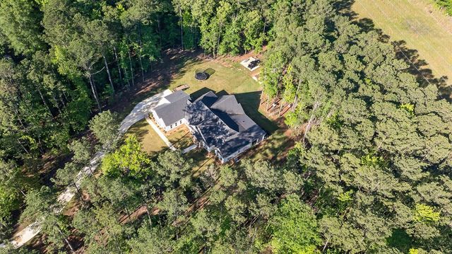 324 S Quail Lane, Pine Mountain, GA 31822
