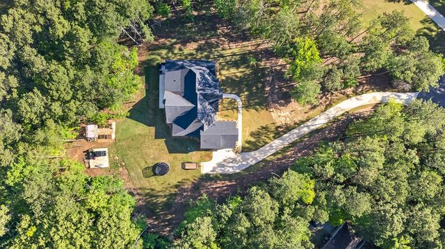 324 S Quail Lane, Pine Mountain, GA 31822