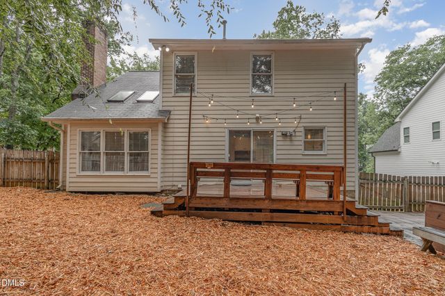 212 Trackers Road, Cary, NC 27513