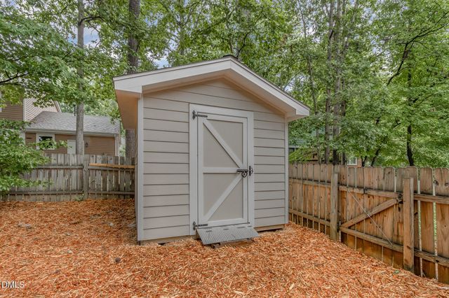 212 Trackers Road, Cary, NC 27513