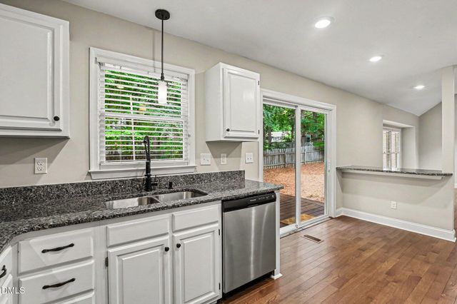 212 Trackers Road, Cary, NC 27513