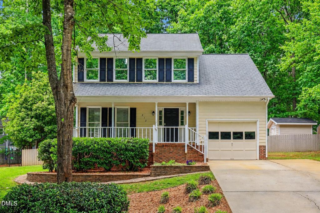 212 Trackers Road, Cary, NC 27513
