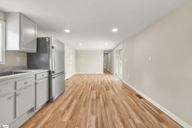 139 Davis Road, Easley, SC 29640