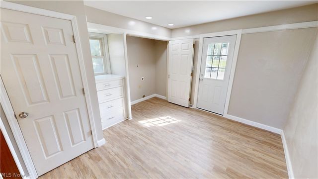 1100 Fairfield School Road, Columbiana, OH 44408