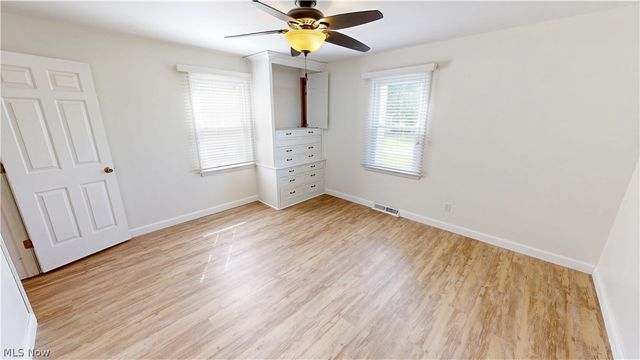 1100 Fairfield School Road, Columbiana, OH 44408