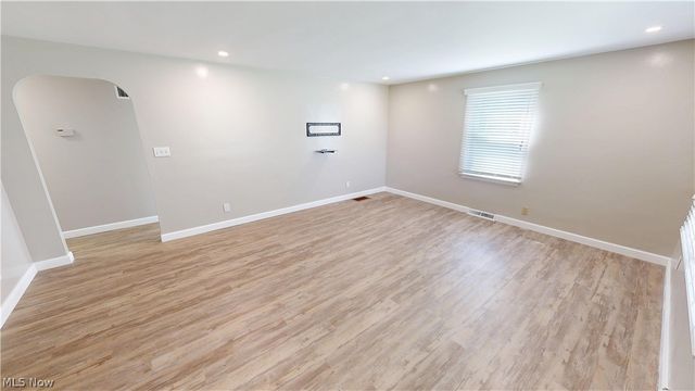 1100 Fairfield School Road, Columbiana, OH 44408