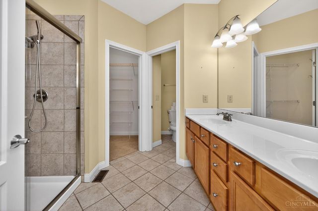 808 Townscapes Court, Miami Twp, OH 45140