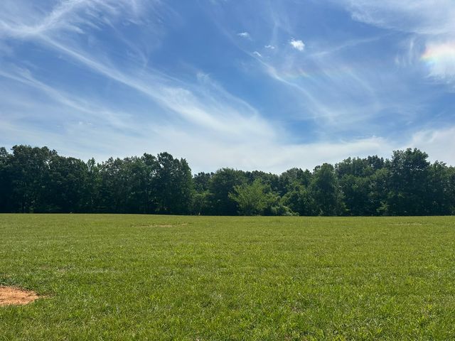 1 Somerville Rd, Cross Plains, TN 37049