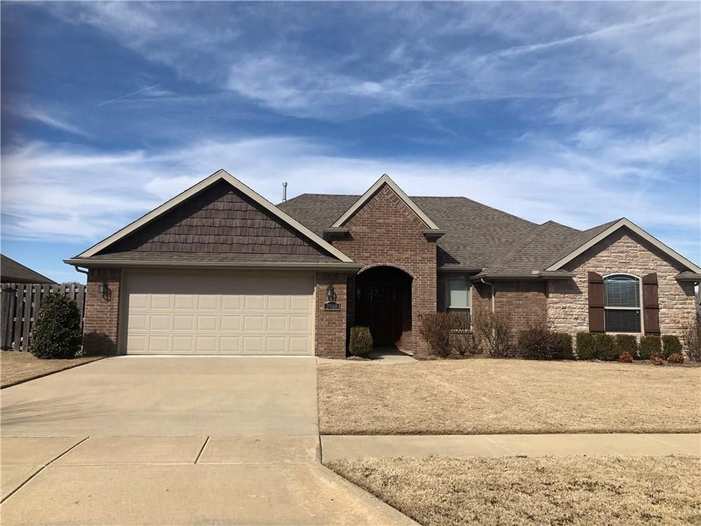 2960 W Topaz Drive, Fayetteville, AR 72704