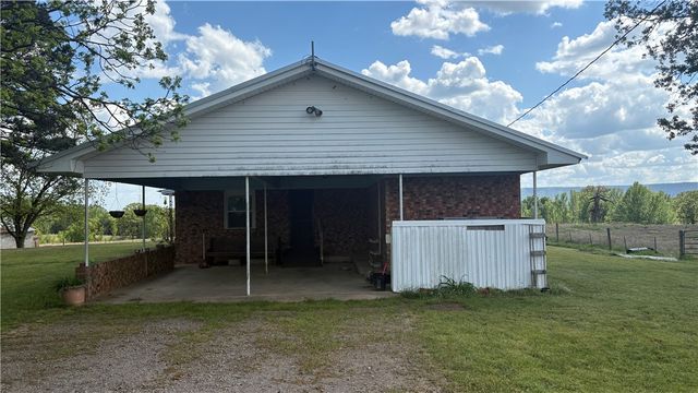 2 Old Wire Road, Atkins, AR 72823